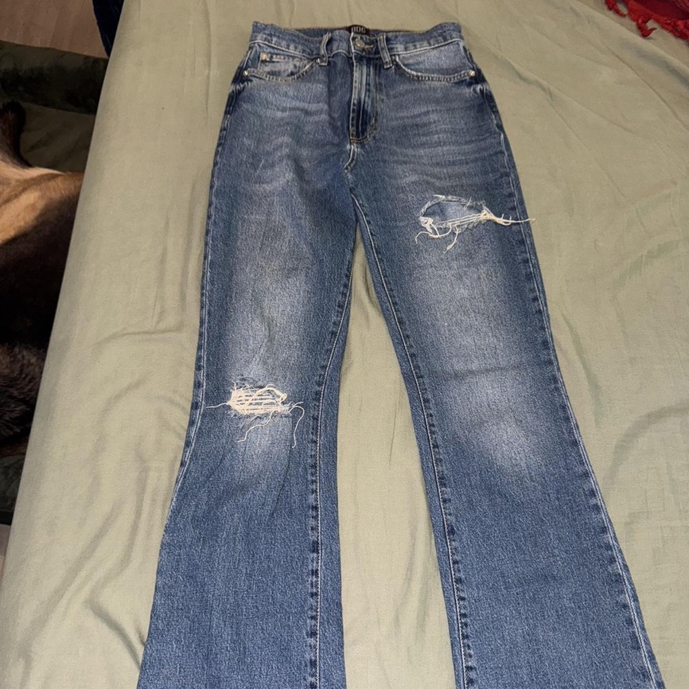 Blue Distressed Women Jeans